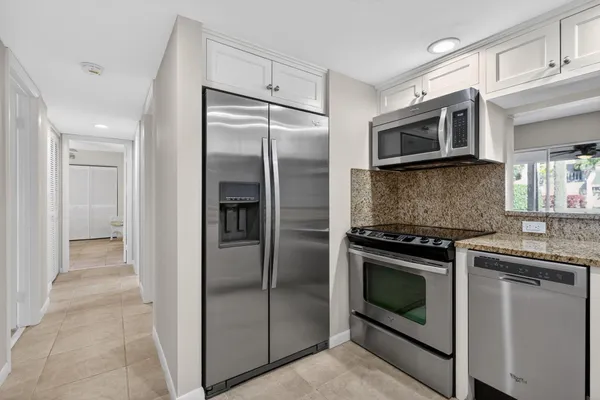 $390,000 | 1605 Highway 1, Unit 108M2, Jupiter, FL 33477