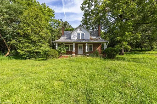 $199,900 | 5261 Highway 135, Stoneville, NC 27048