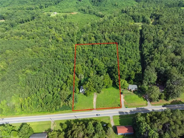 $199,900 | 5261 Highway 135, Stoneville, NC 27048