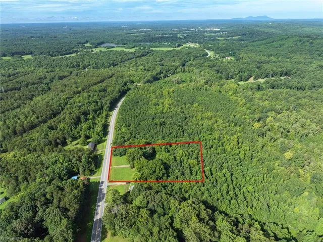 $199,900 | 5261 Highway 135, Stoneville, NC 27048