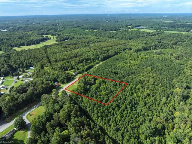 $199,900 | 5261 Highway 135, Stoneville, NC 27048