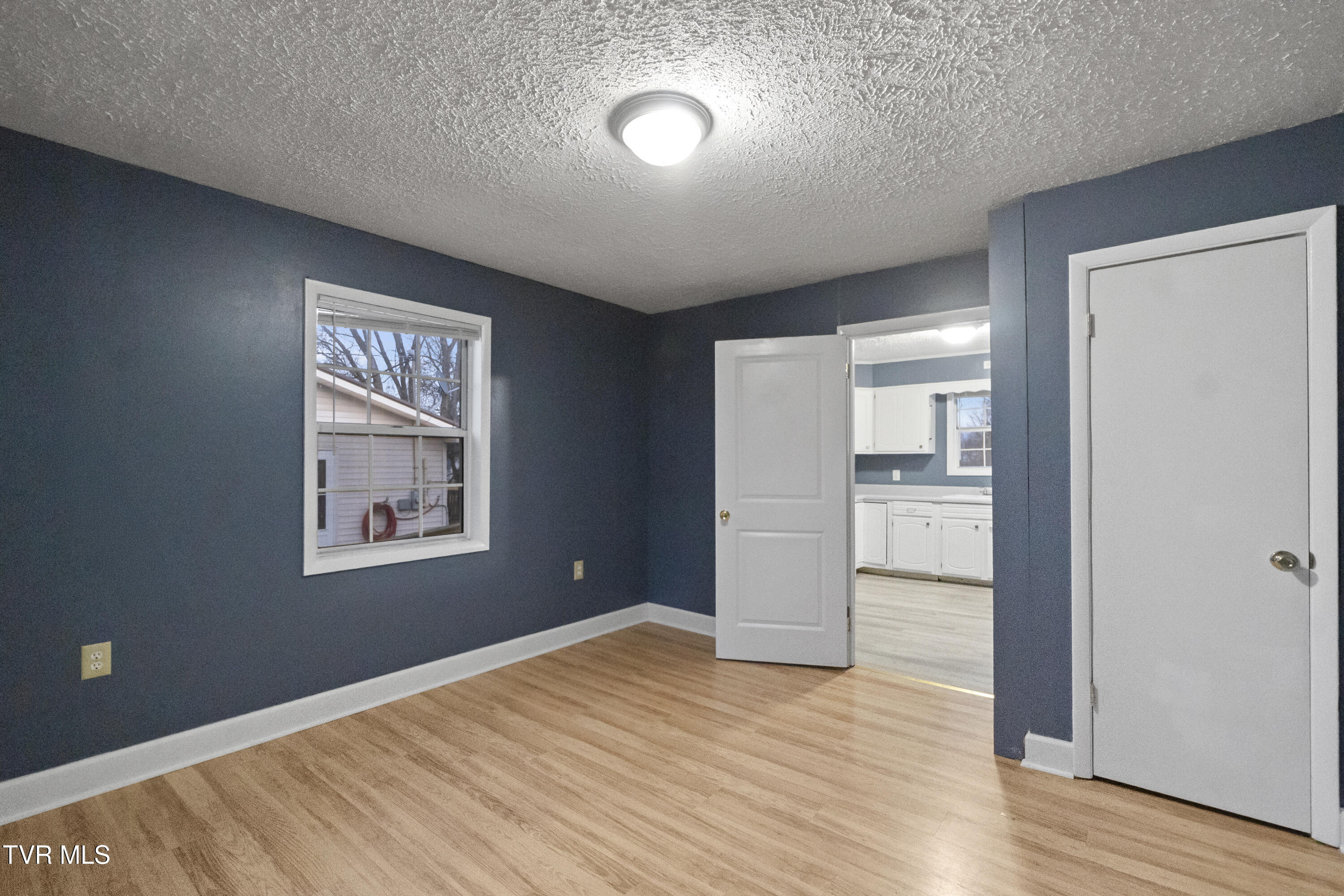 1002 Kiser Boulevard Greeneville, TN 37745 - Photo 32 of 50 DSC00248