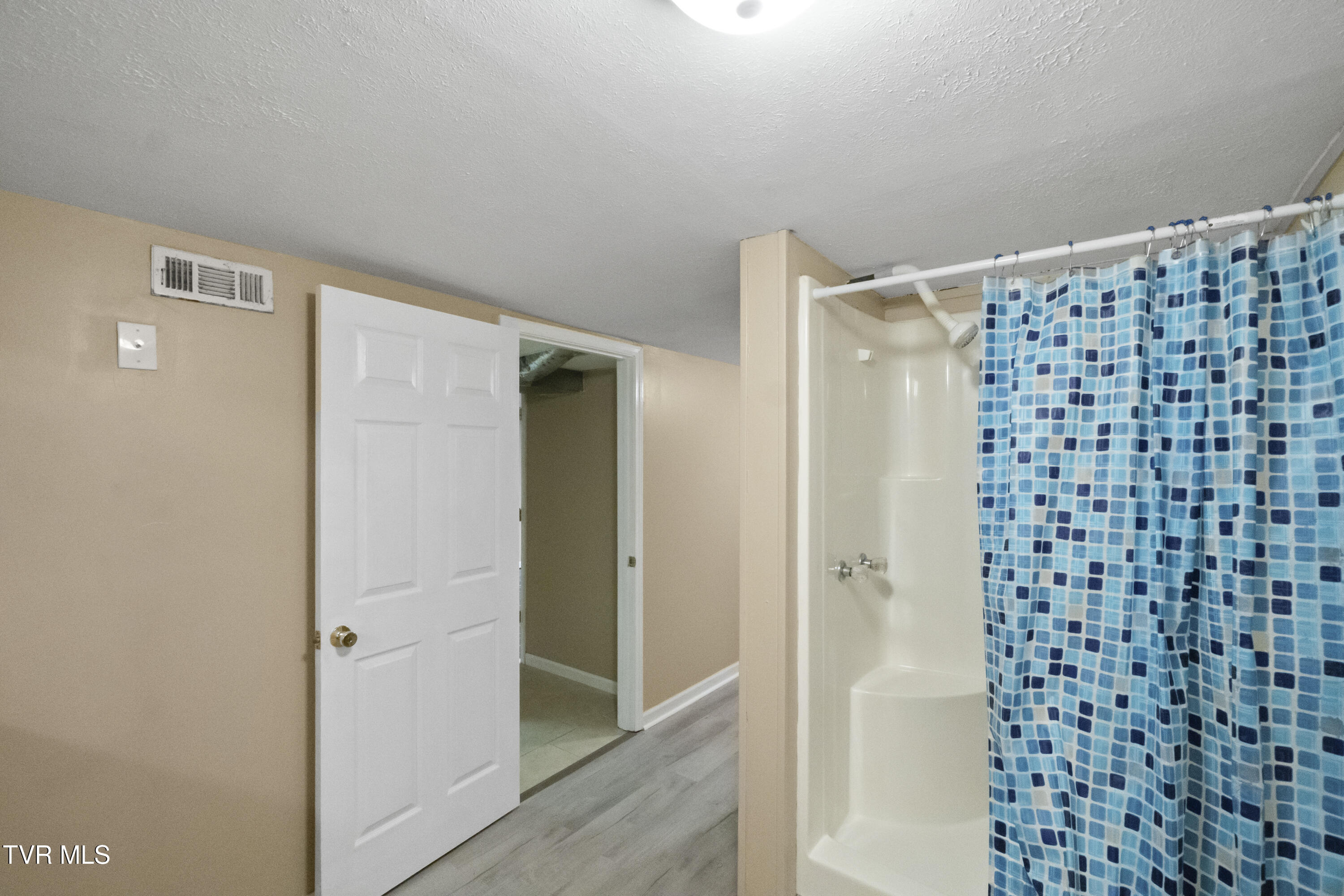 1002 Kiser Boulevard Greeneville, TN 37745 - Photo 41 of 50 DSC00290