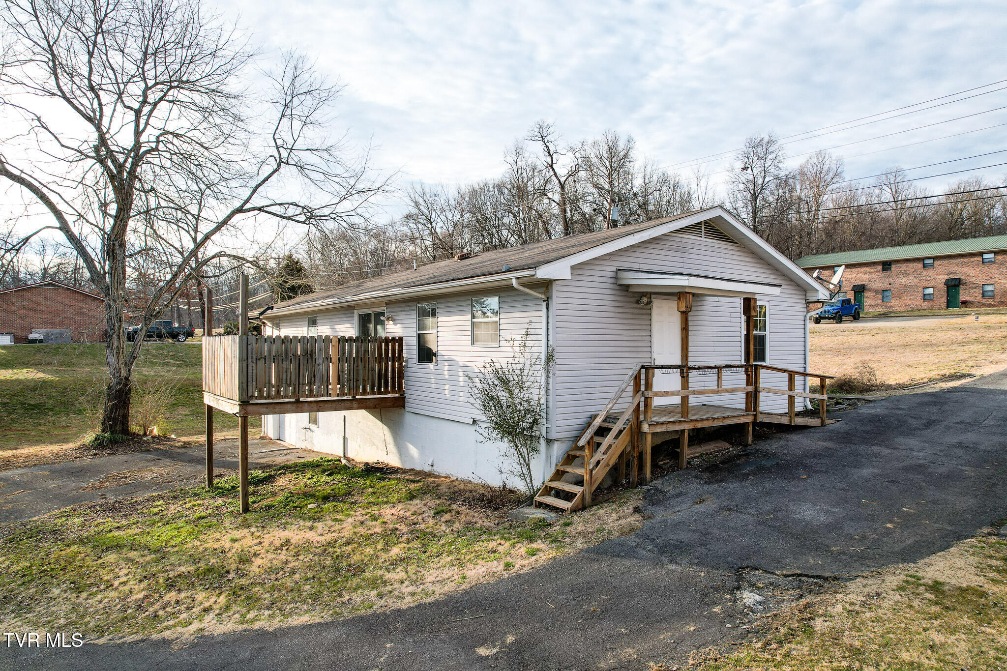 1002 Kiser Boulevard Greeneville, TN 37745 - Photo 44 of 50 DJI_0041