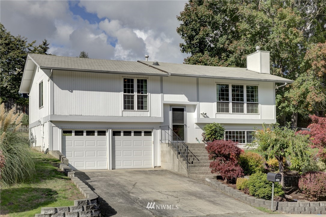 16301 134th Avenue Southeast Renton, WA 98058 - Photo 1 of 36 Gallery Image 1