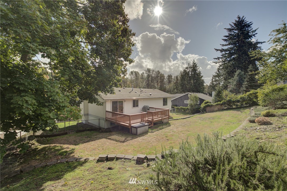 16301 134th Avenue Southeast Renton, WA 98058 - Photo 2 of 36 Gallery Image 2