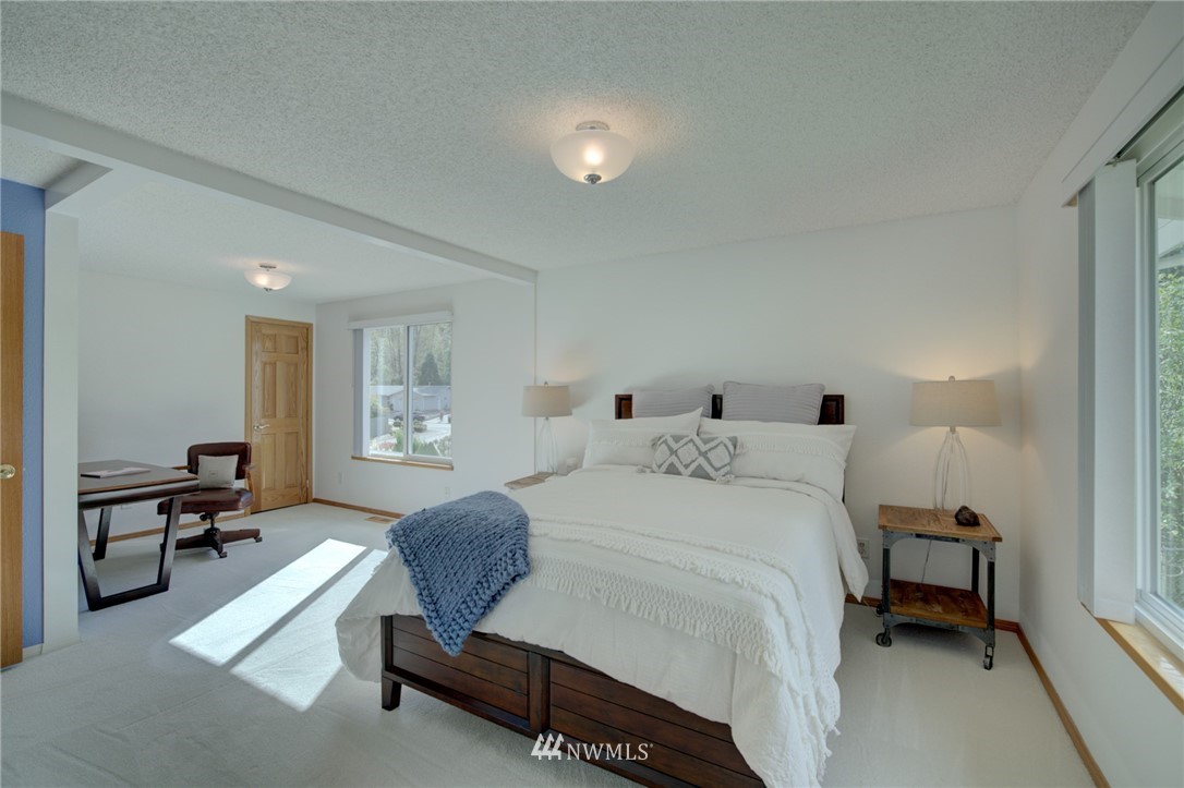 16301 134th Avenue Southeast Renton, WA 98058 - Photo 15 of 36 Gallery Image 15