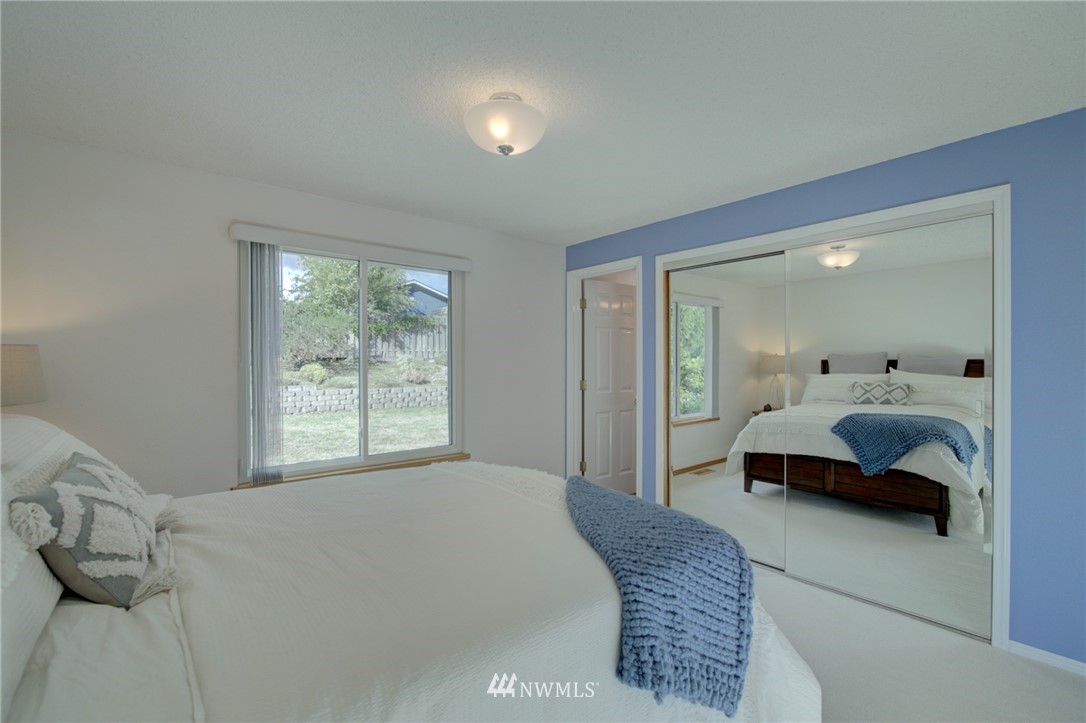 16301 134th Avenue Southeast Renton, WA 98058 - Photo 16 of 36 Gallery Image 16