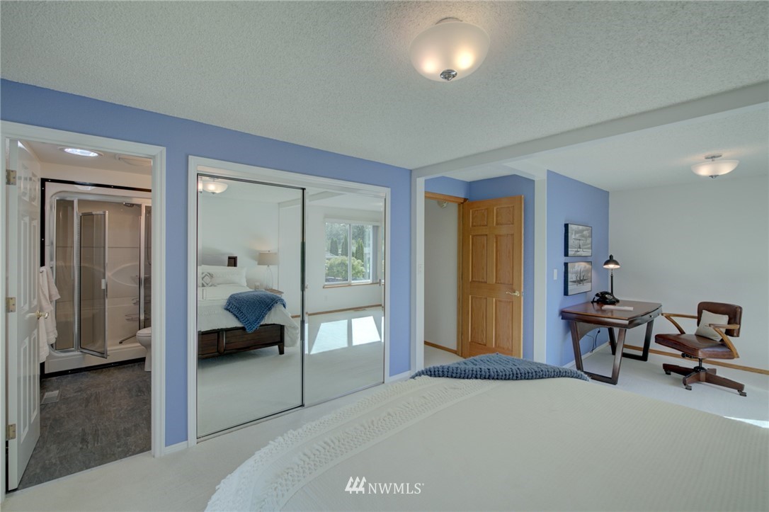 16301 134th Avenue Southeast Renton, WA 98058 - Photo 18 of 36 Gallery Image 18