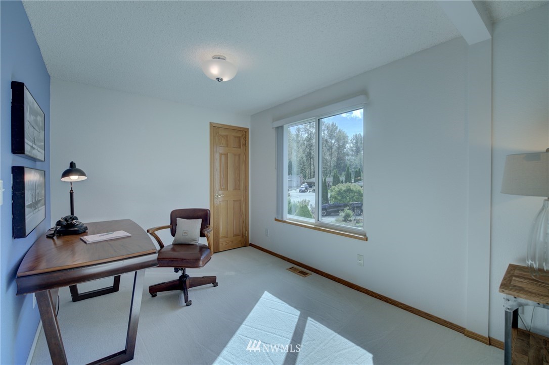 16301 134th Avenue Southeast Renton, WA 98058 - Photo 20 of 36 Gallery Image 20