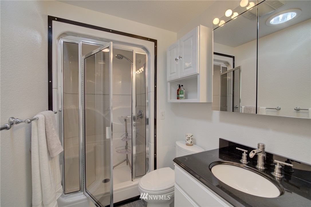 16301 134th Avenue Southeast Renton, WA 98058 - Photo 21 of 36 Gallery Image 21