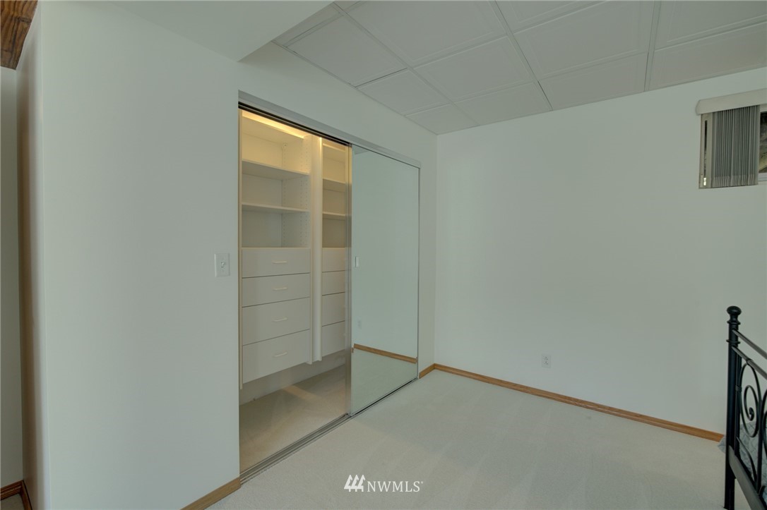 16301 134th Avenue Southeast Renton, WA 98058 - Photo 29 of 36 Gallery Image 29