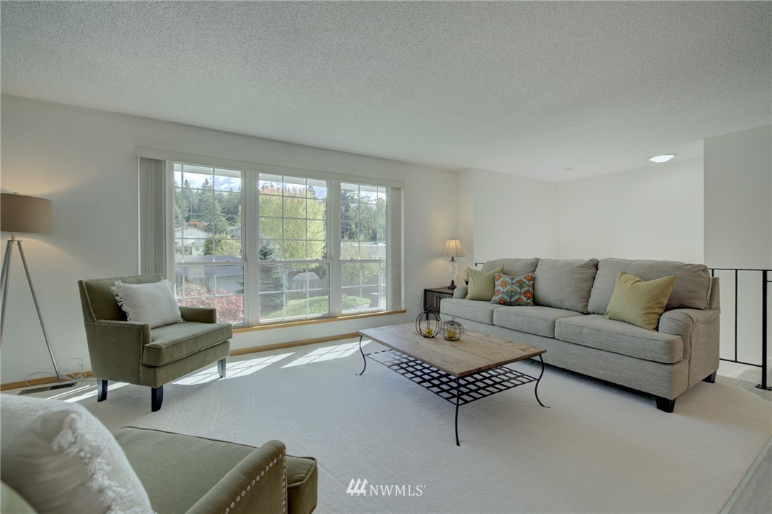 16301 134th Avenue Southeast Renton, WA 98058 - Photo 4 of 36 Gallery Image 4