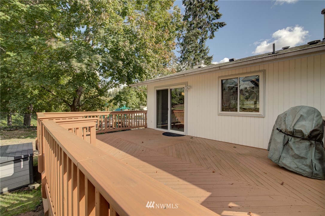 16301 134th Avenue Southeast Renton, WA 98058 - Photo 32 of 36 Gallery Image 32