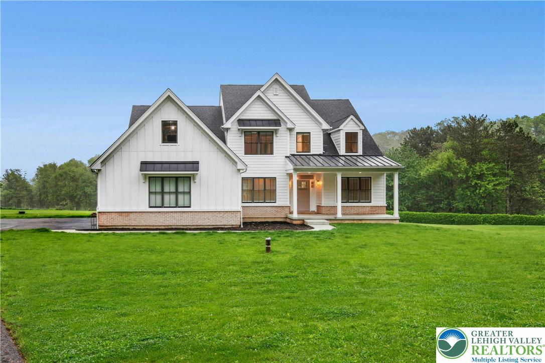 385 Nolf Road Nazareth, PA 18064 - Photo 3 of 46