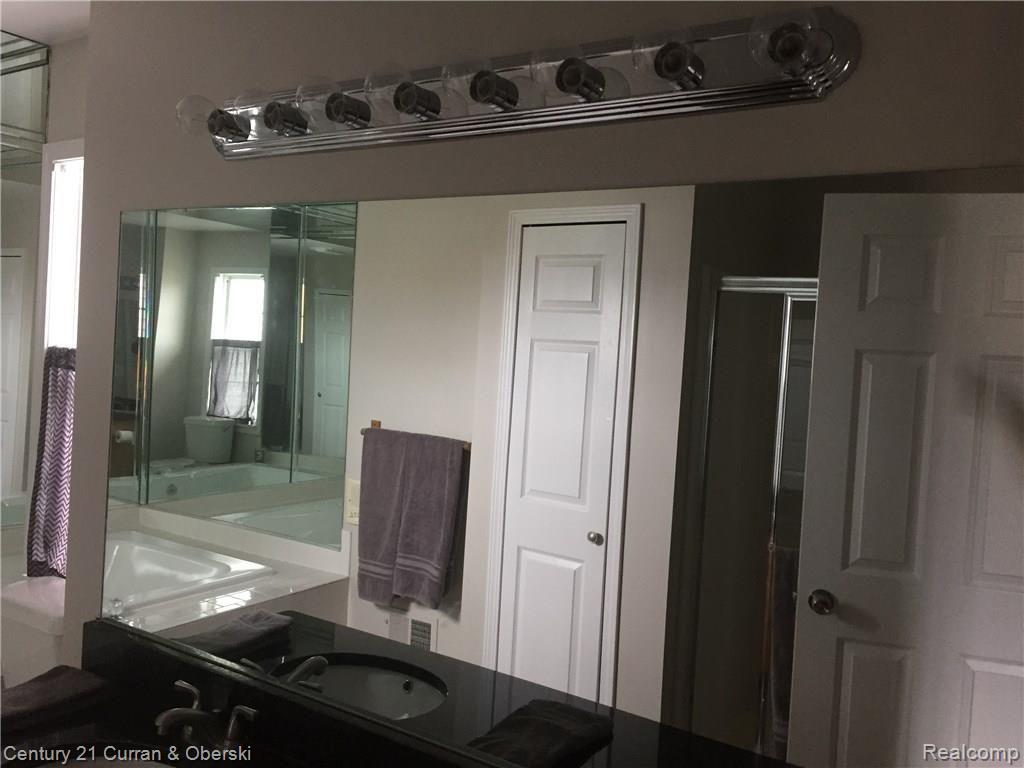 3359 Riverside Court Canton, MI 48188 - Photo 21 of 47 Gallery Image 21