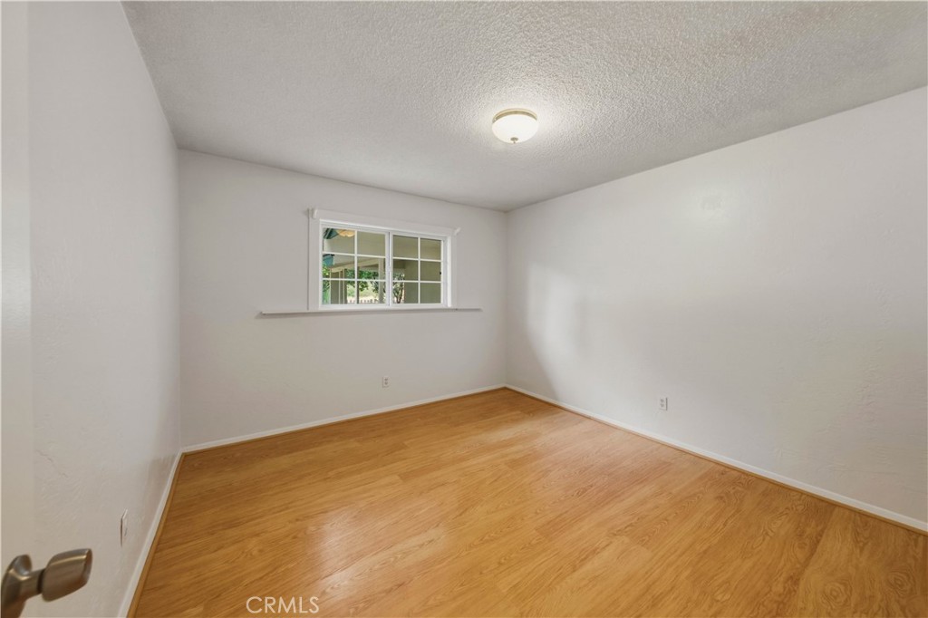 7990 San Gabriel Road Atascadero, CA 93422 - Photo 20 of 39 Bedroom