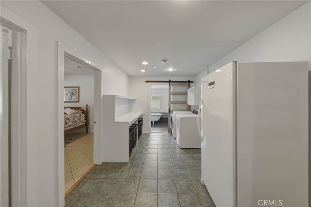 7990 San Gabriel Road Atascadero, CA 93422 - Photo 30 of 39 Washer/Dryer Room