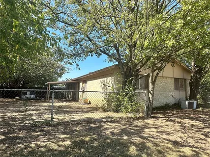 $225,000 | 1602 Archery Lane, Garland, TX 75044