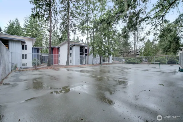 $2,000 | 14779 Northeast 32nd Street, Unit A302, Bellevue, WA 98007