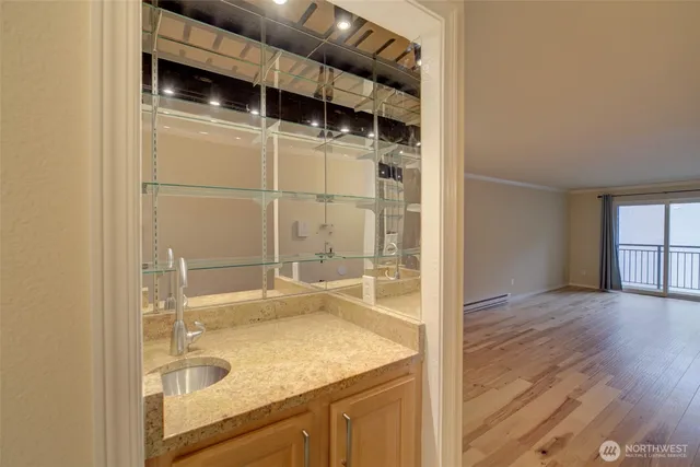 $2,000 | 14779 Northeast 32nd Street, Unit A302, Bellevue, WA 98007