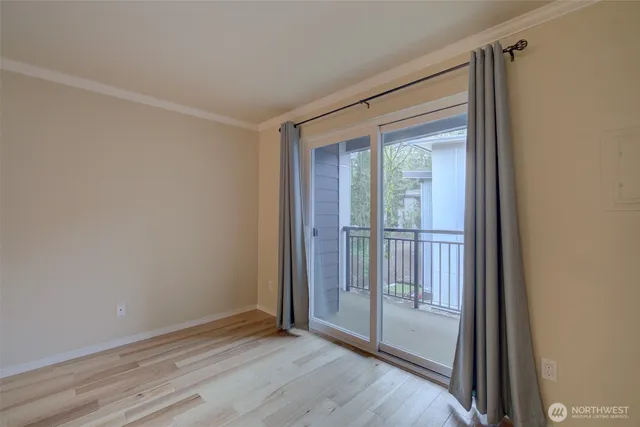 $2,000 | 14779 Northeast 32nd Street, Unit A302, Bellevue, WA 98007