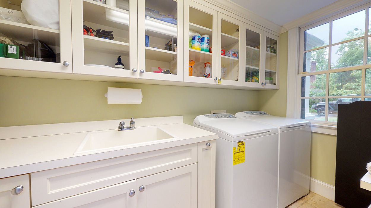 3816 Dover Road Durham, NC 27707 - Photo 18 of 30 a utility room with dryer and washer