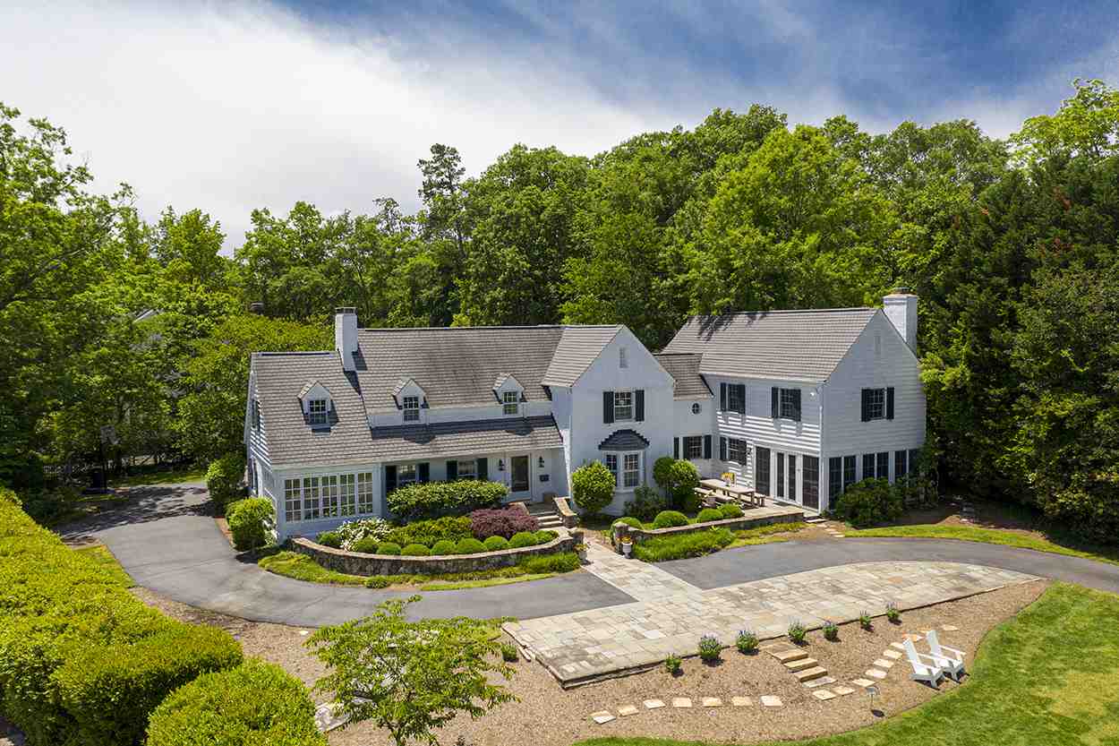 3816 Dover Road Durham, NC 27707 - Photo 4 of 30 front view of a house with a yard