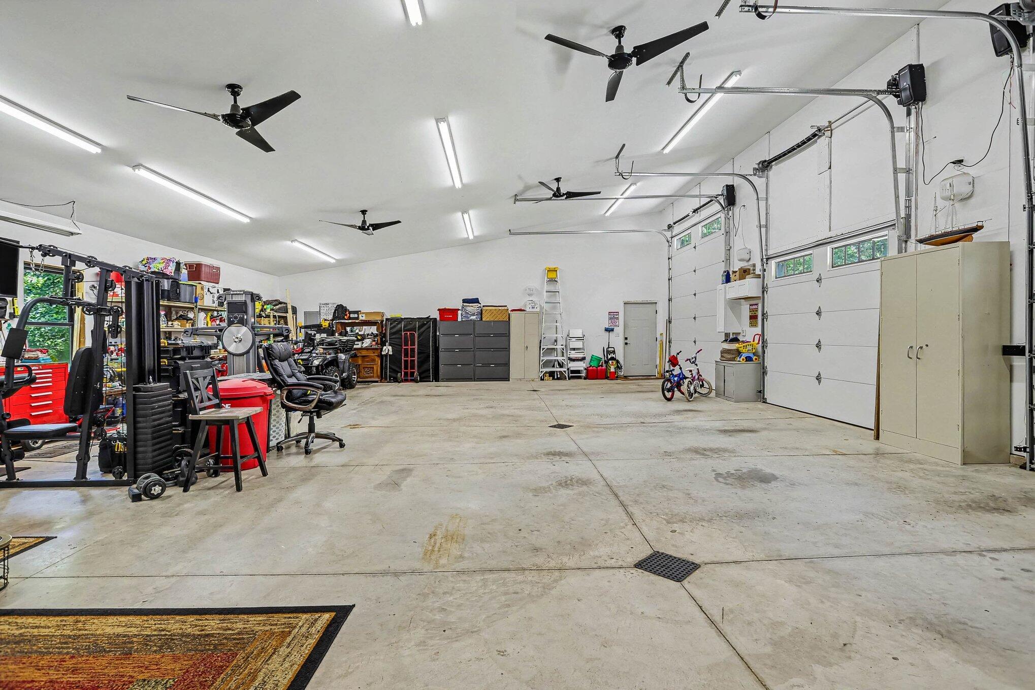 86960 County Road 681 Decatur, MI 49045 - Photo 22 of 47 3-CAR GARAGE/REC AREA