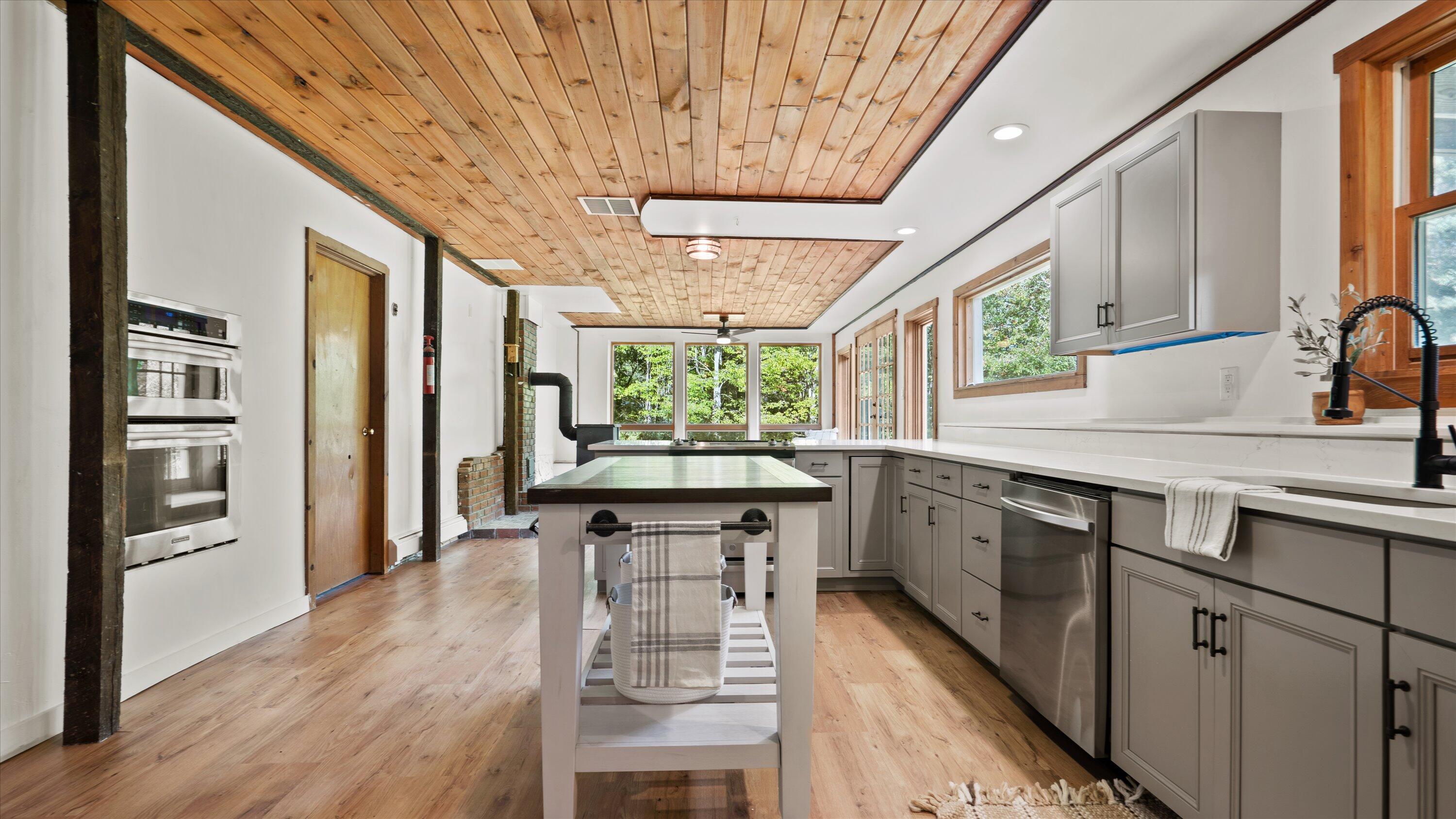 190 Bridge Road Brunswick, ME 04011 - Photo 8 of 64 37-DSC05074