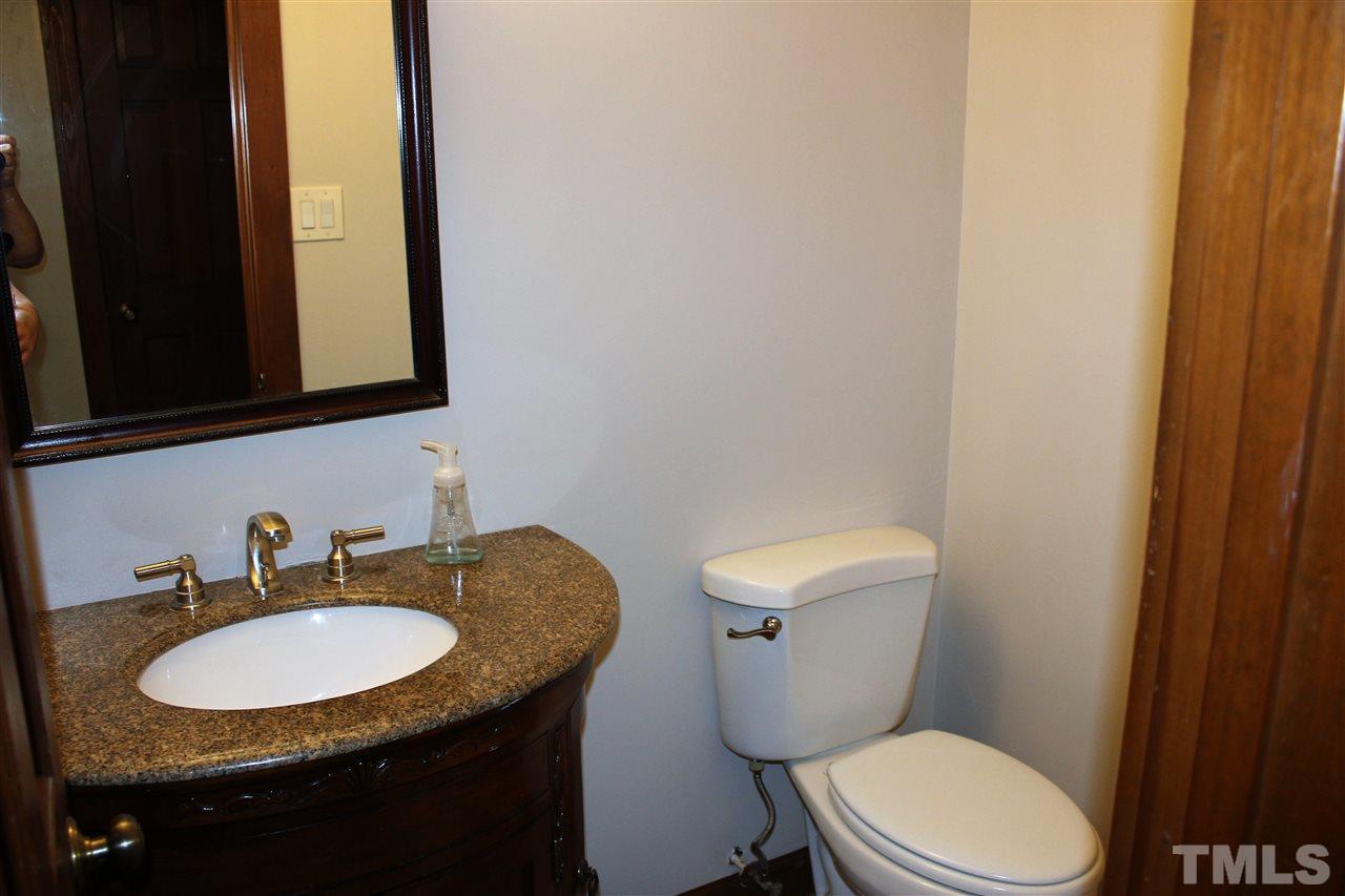 1605 Falls Court Raleigh, NC 27615 - Photo 10 of 23 Gallery Image 10