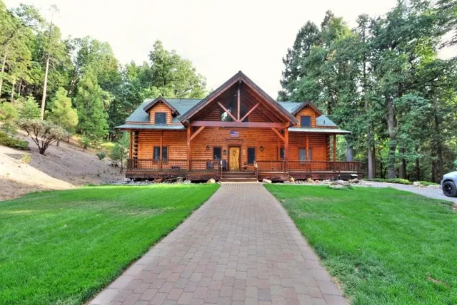 $970,000 | 2420 Mayflower Road, Pollock Pines, CA 95726