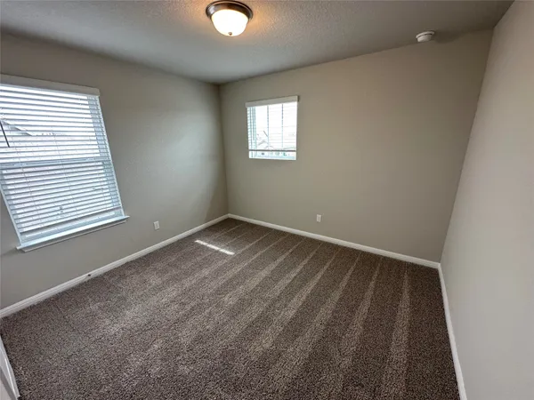 $2,395 | 110 Oakdale Meadows Lane, Hutto, TX 78634