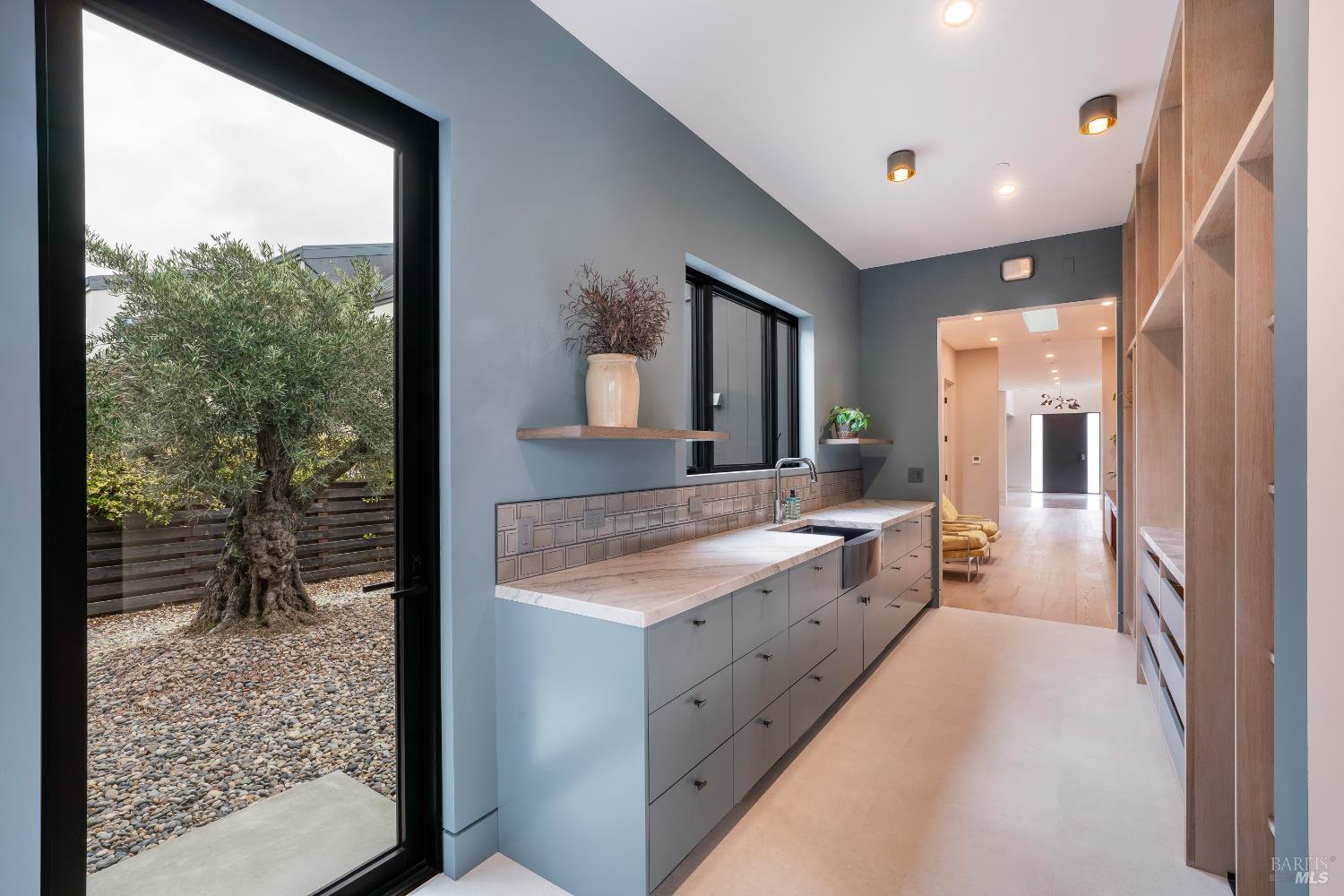 983 Grove Street Healdsburg, CA 95448 - Photo 17 of 52