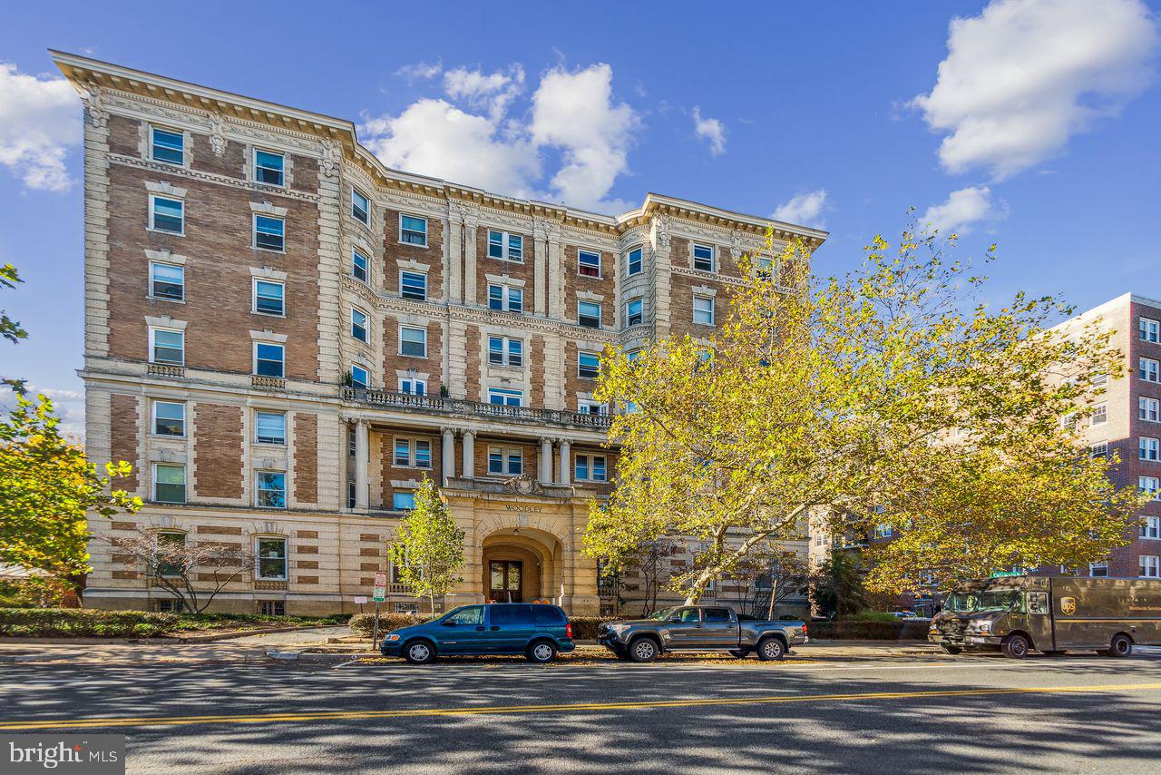 1851 Columbia Road Northwest, Unit 400 Washington, DC 20009 - Photo 1 of 36