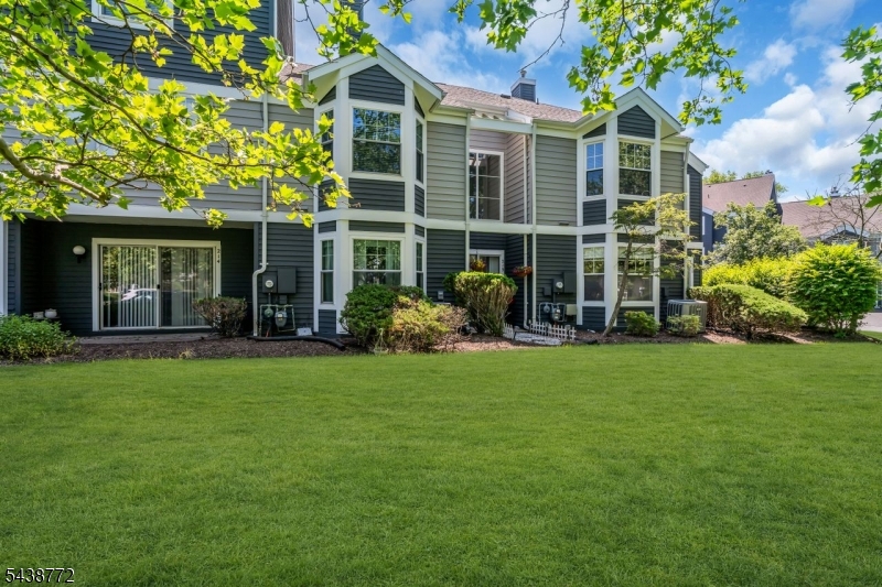 213 Longview Road Bridgewater, NJ 08807 - Photo 45 of 47