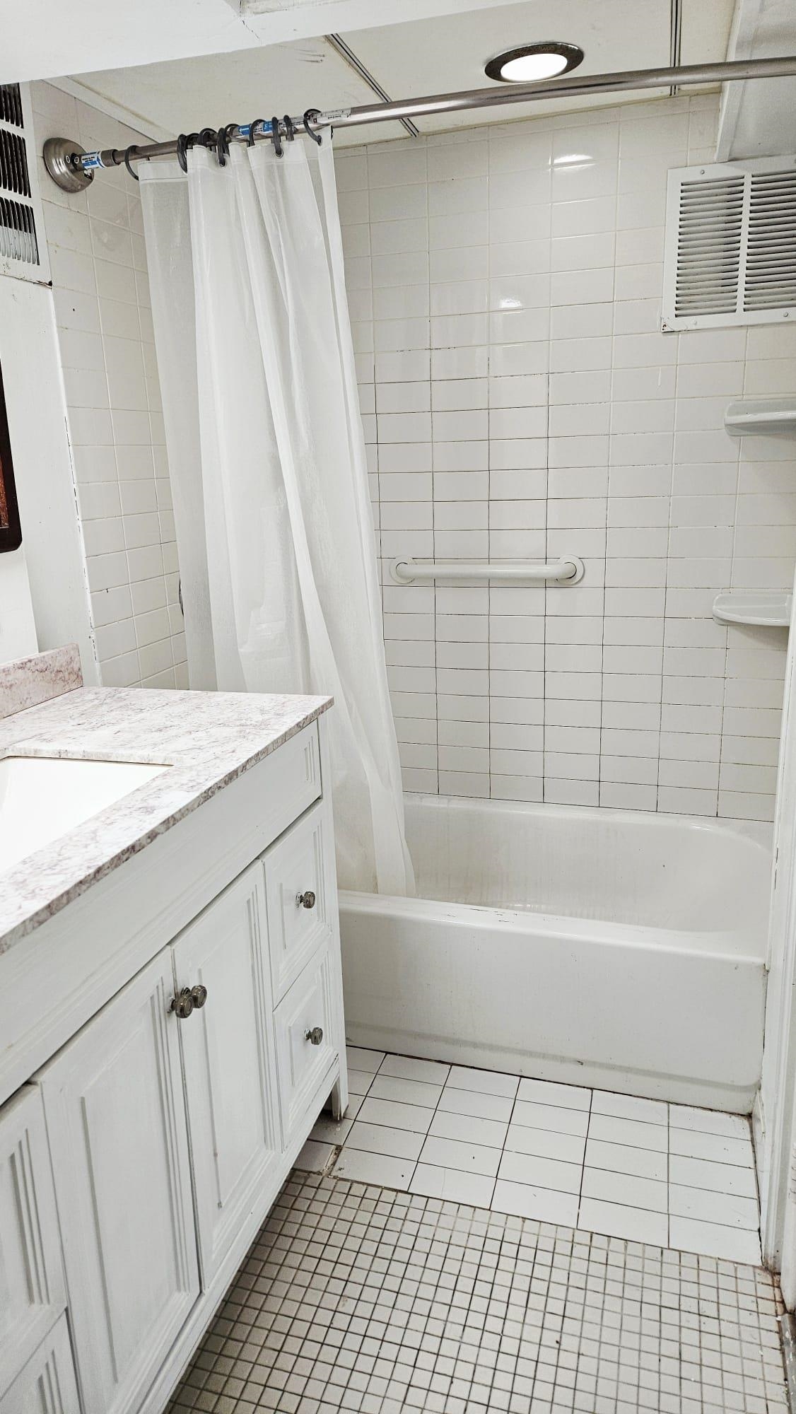 23 Arn Terrace Secaucus, NJ 07094 - Photo 33 of 37