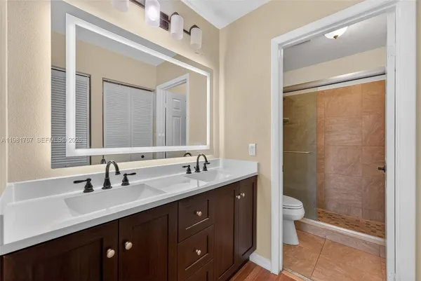 $2,495 | 9315 Wedgewood Drive, Unit B19, Tamarac, FL 33321