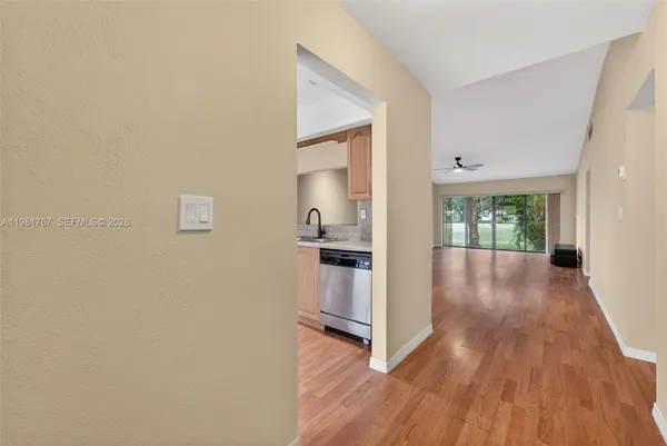 $2,495 | 9315 Wedgewood Drive, Unit B19, Tamarac, FL 33321