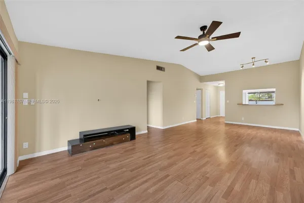 $2,495 | 9315 Wedgewood Drive, Unit B19, Tamarac, FL 33321