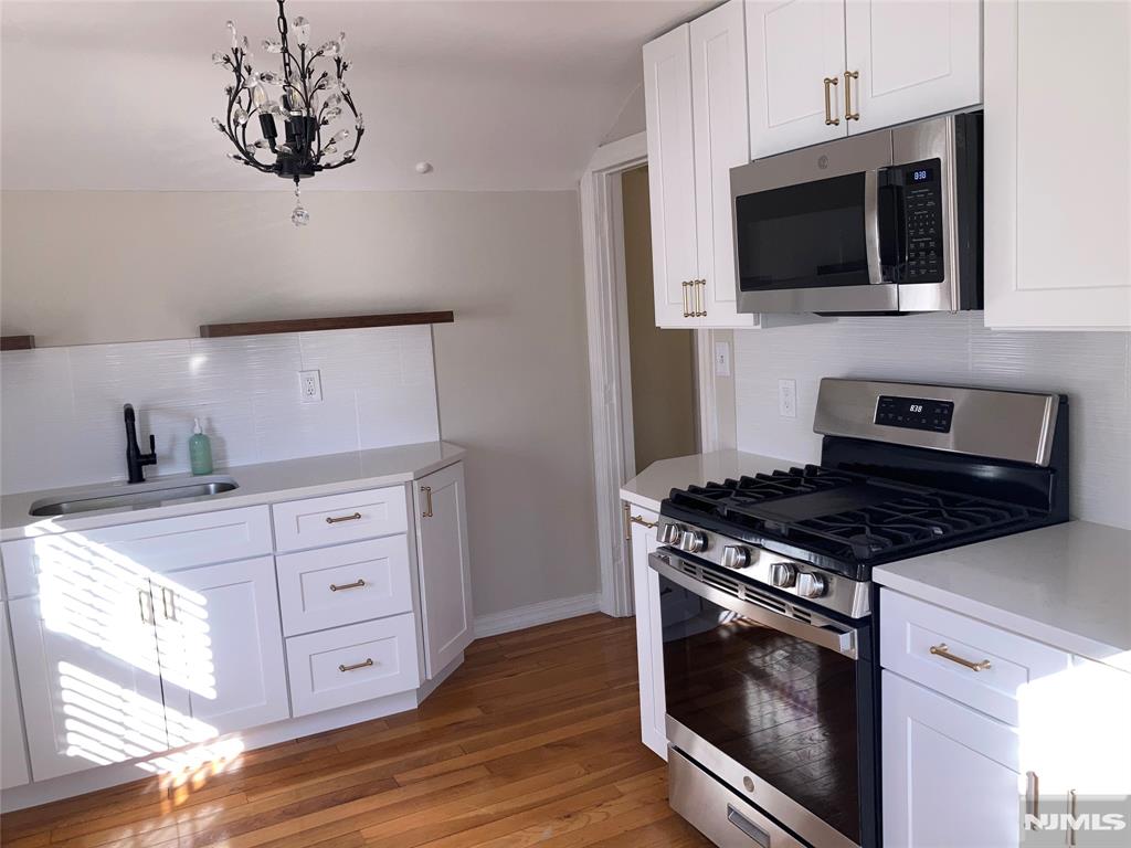 80 Carlton Avenue, Unit 2 East Rutherford, NJ 07073 - Photo 12 of 15