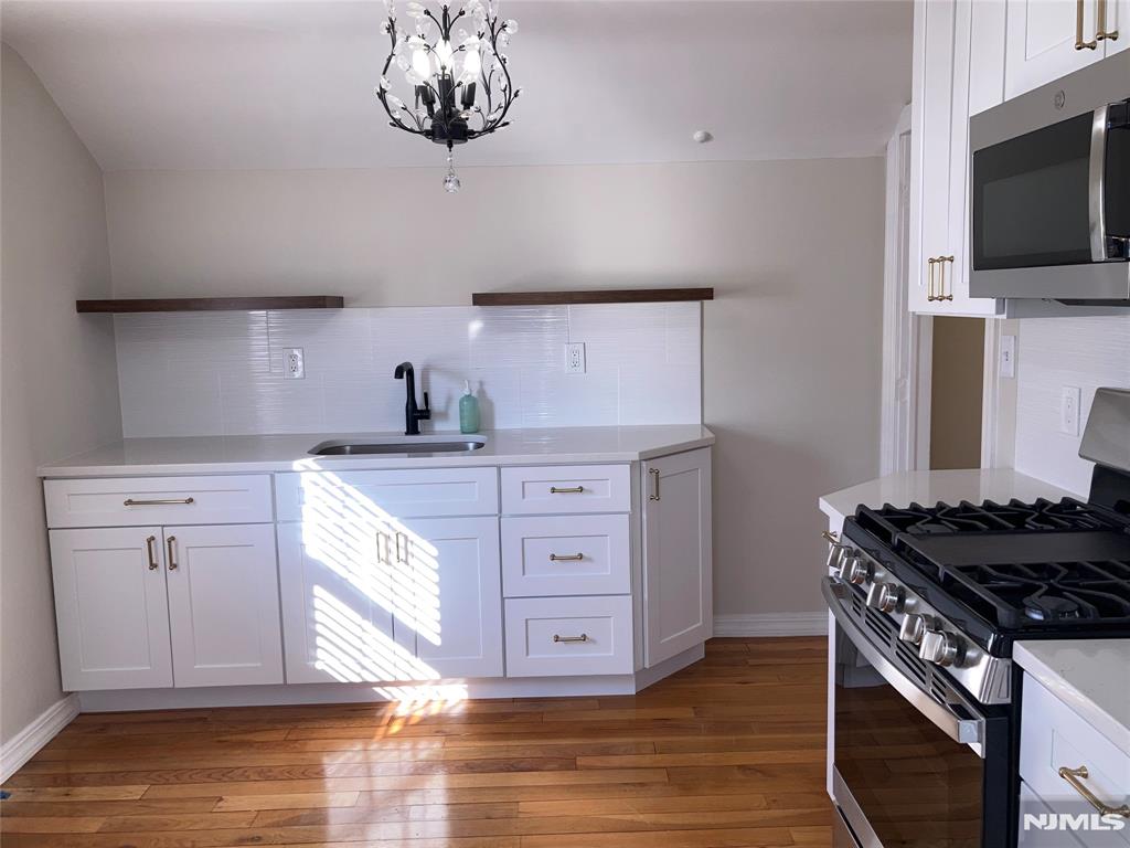 80 Carlton Avenue, Unit 2 East Rutherford, NJ 07073 - Photo 13 of 15