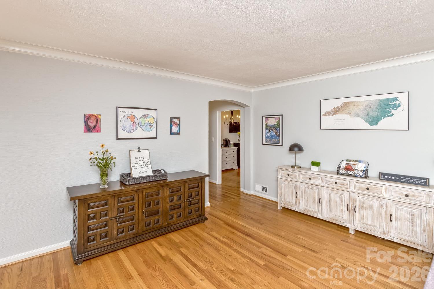 83 Edgelawn Road Asheville, NC 28804 - Photo 6 of 44 Gallery Image 6