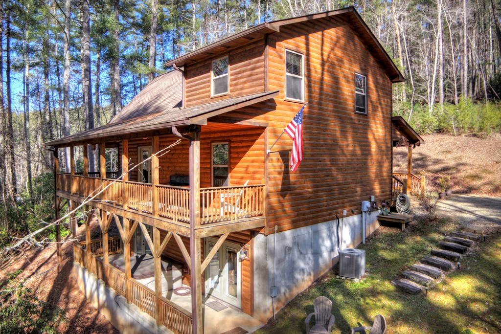 70 Riverside Lane Blue Ridge, GA 30513 - Photo 10 of 49 Gallery Image 10
