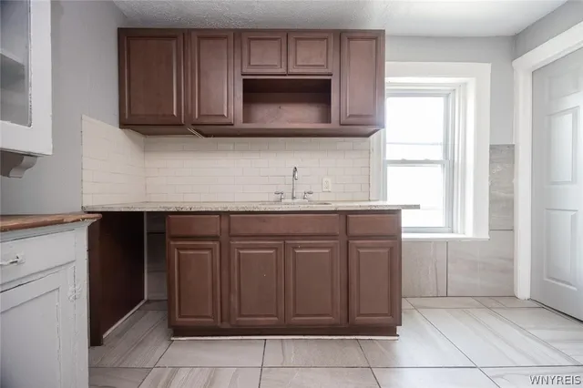 $1,150 | 1023 15th Street, Unit 1, Niagara Falls, NY 14301