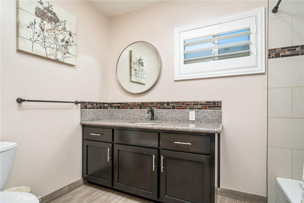 17481 Filbert Street Fontana, CA 92335 - Photo 23 of 37