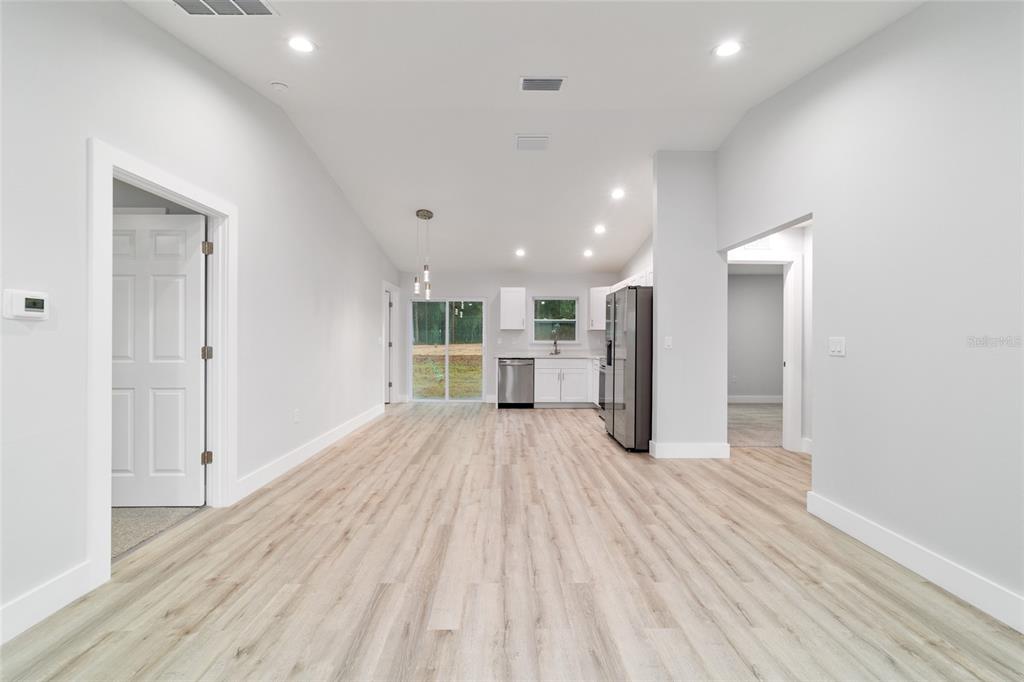 15599 Southwest 8th Place Ocala, FL 34481 - Photo 7 of 39