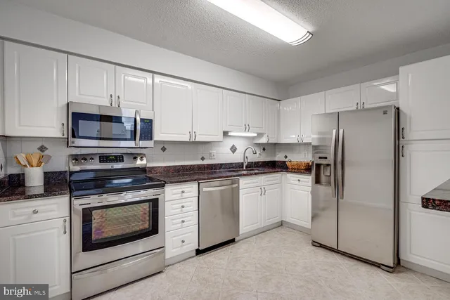 $632,500 | 2121 Jamieson Avenue, Unit 1207, Alexandria, VA 22314