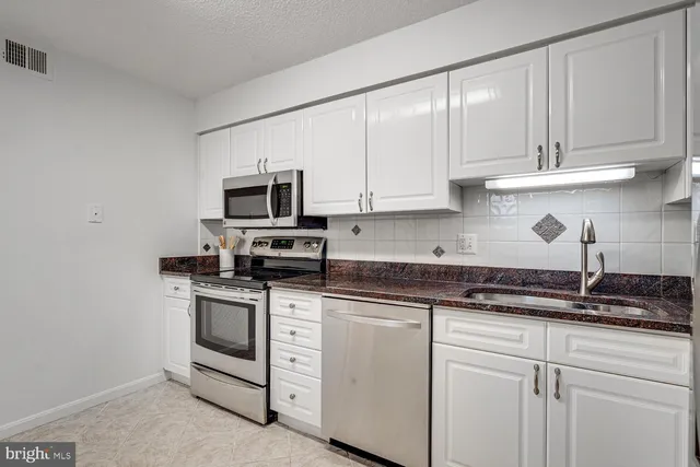 $632,500 | 2121 Jamieson Avenue, Unit 1207, Alexandria, VA 22314