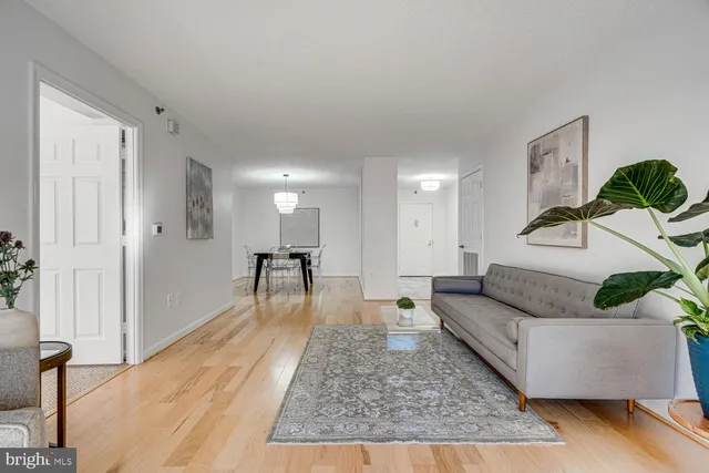 $632,500 | 2121 Jamieson Avenue, Unit 1207, Alexandria, VA 22314